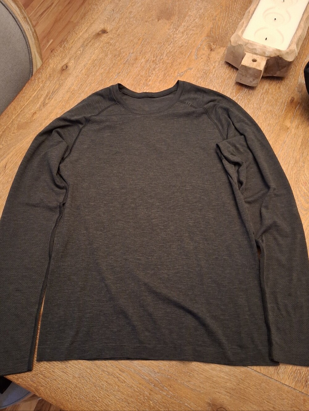 Men Long Sleeve Shirt Size S